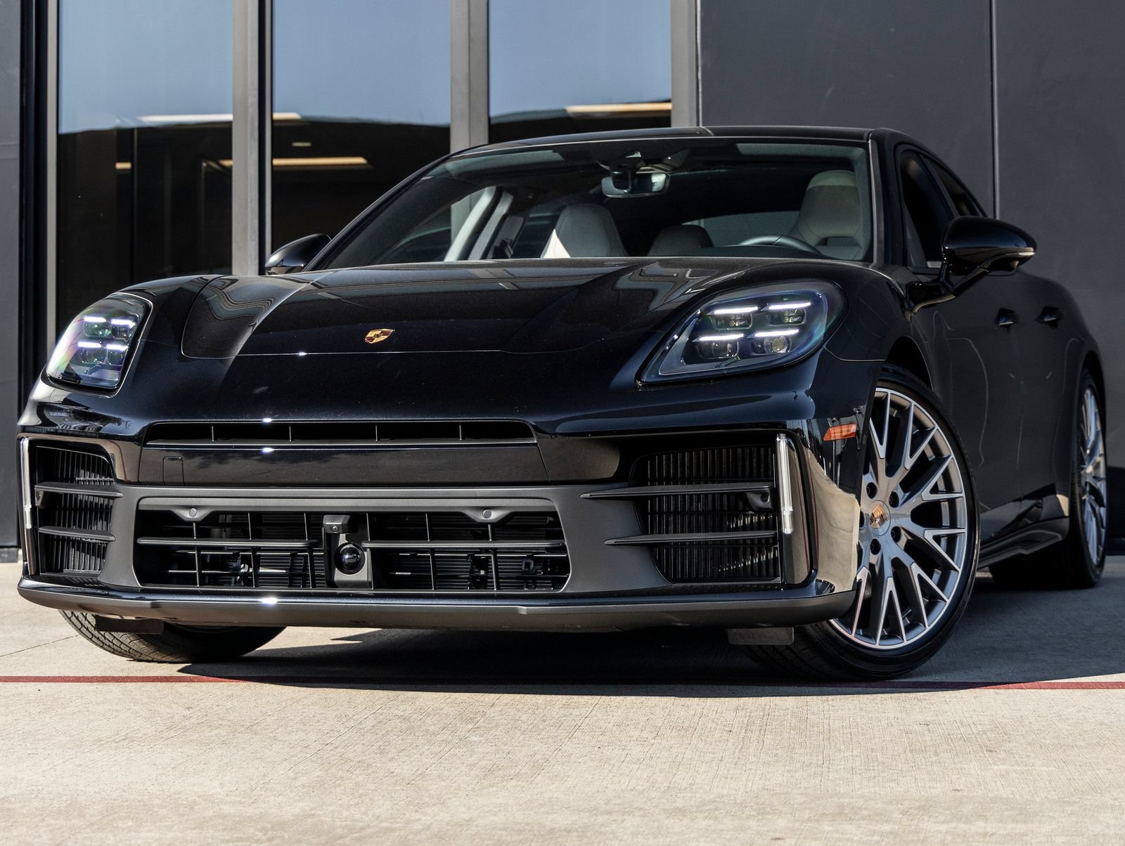 Certified 2026 Porsche Panamera 4 AWD/4WD image 1