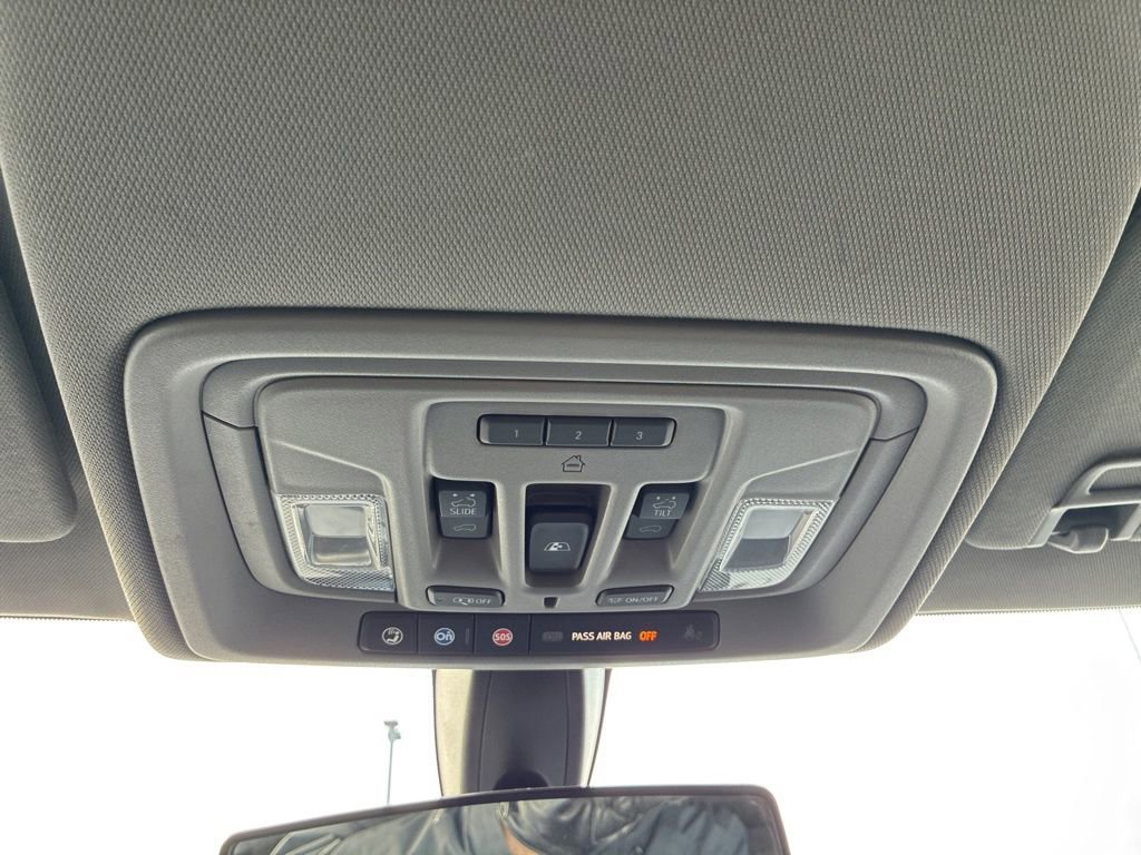 Used 2021 Chevrolet Silverado 1500 LT Trail Boss w/ Convenience Package II image 18