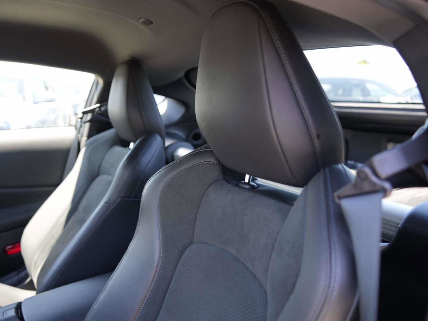 Used 2024 Nissan Z Performance w/ Floor Mat Package RWD image 12
