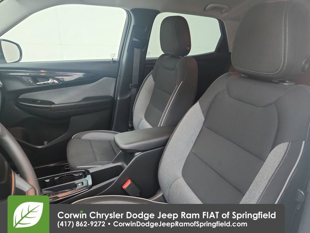 Used 2025 Chevrolet TrailBlazer LT AWD/4WD image 18