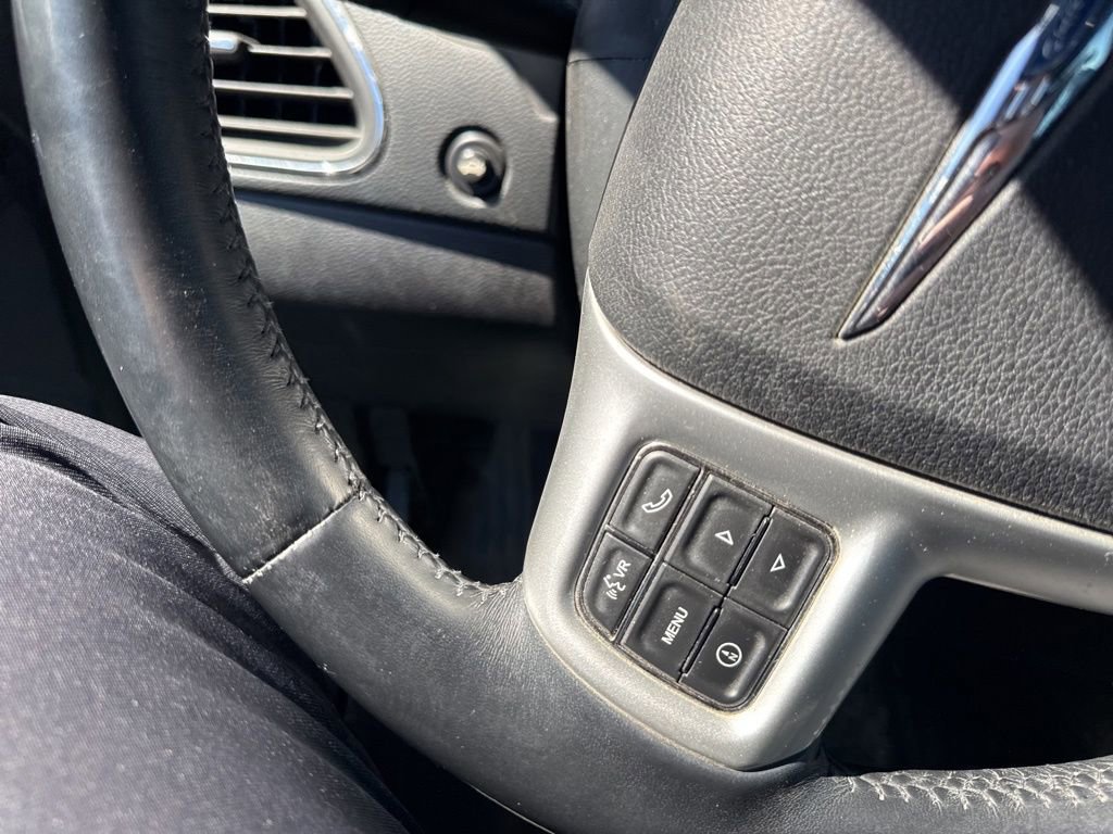 Used 2013 Chrysler 200 Limited FWD image 21