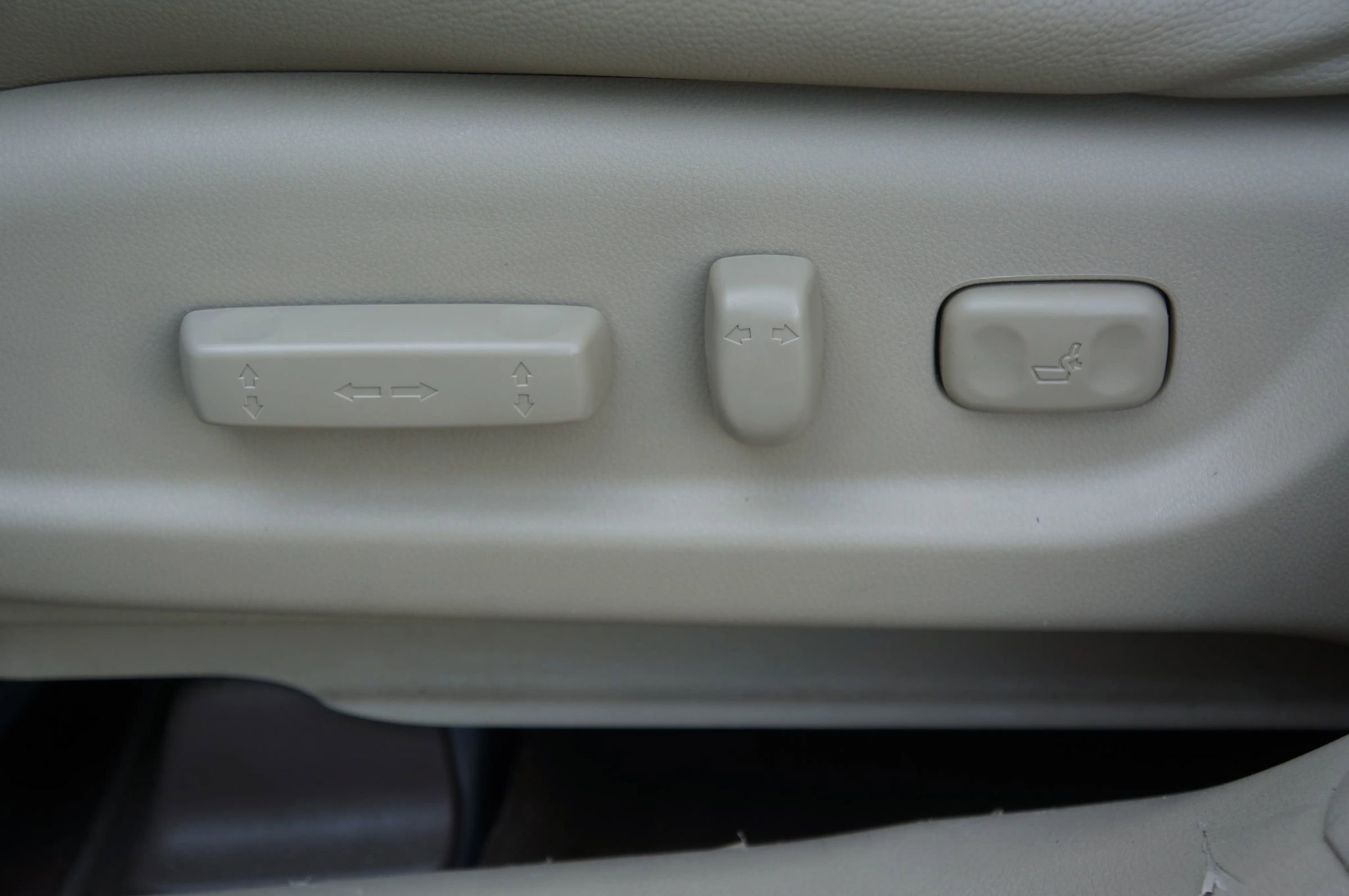 Used 2016 Acura RDX AWD w/ Technology Package image 25