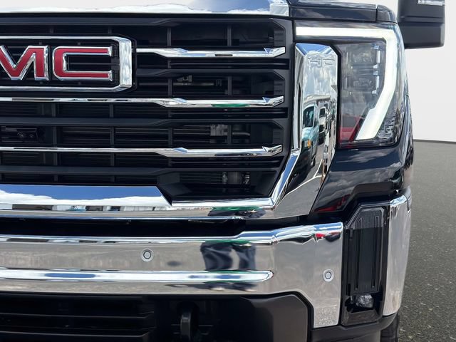 New 2026 GMC Sierra 2500 SLT w/ SLT Premium Package AWD/4WD image 9
