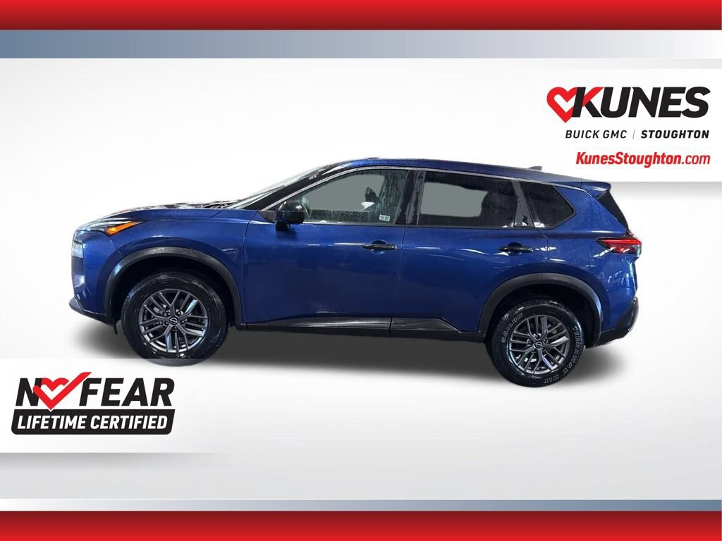 Used 2023 Nissan Rogue S image 8