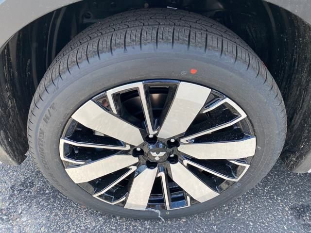 New 2025 Mitsubishi Outlander SEL image 28