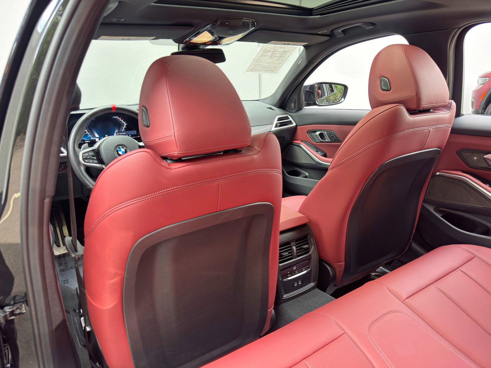 Used 2025 BMW M340i w/ Premium Package RWD image 40