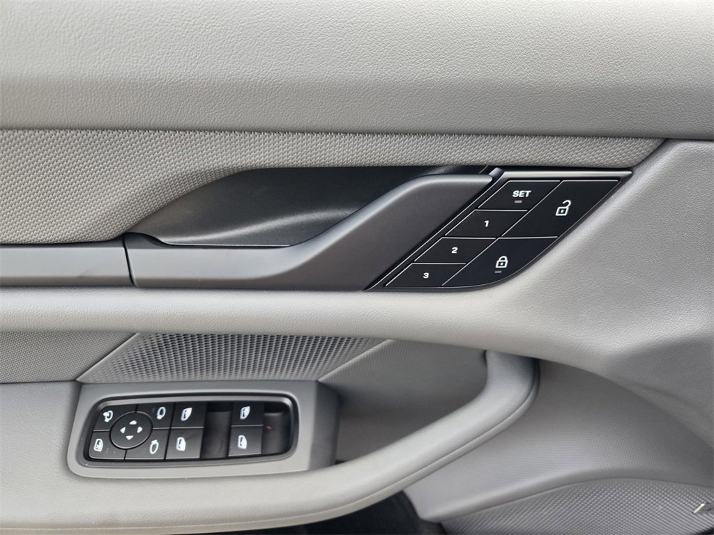 Used 2023 Porsche Taycan w/ Premium Package image 18