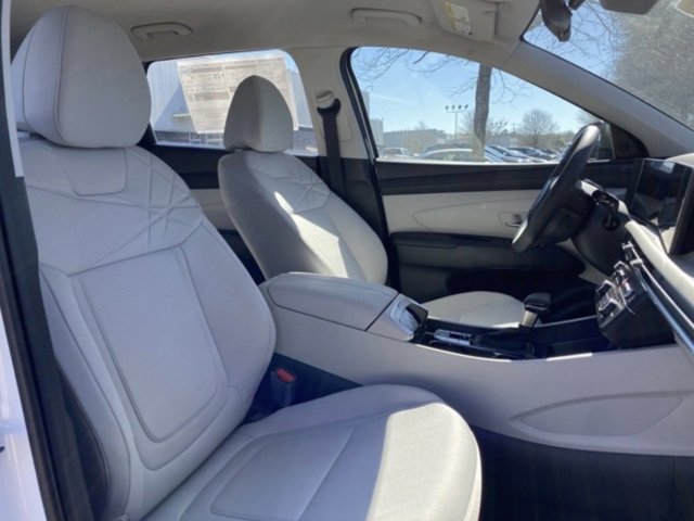 New 2025 Hyundai Tucson SE image 33