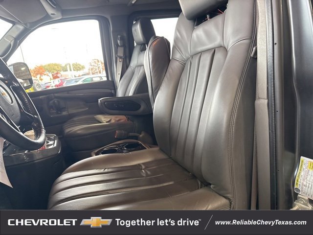 Used 2014 Chevrolet Express 1500 image 22