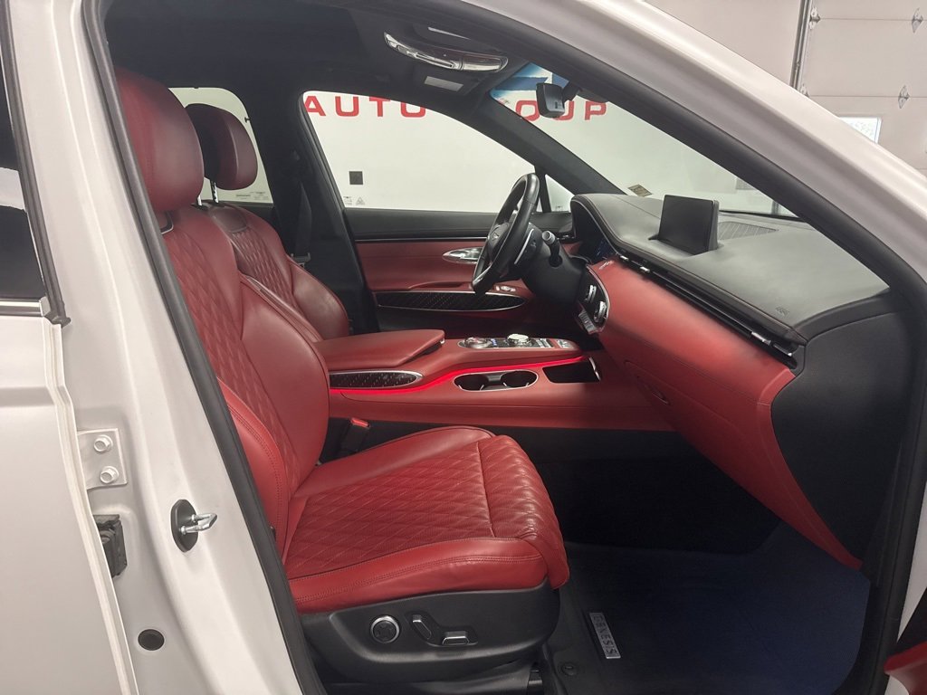 Used 2023 Genesis GV70 3.5T Sport w/ Sport Prestige Package image 37