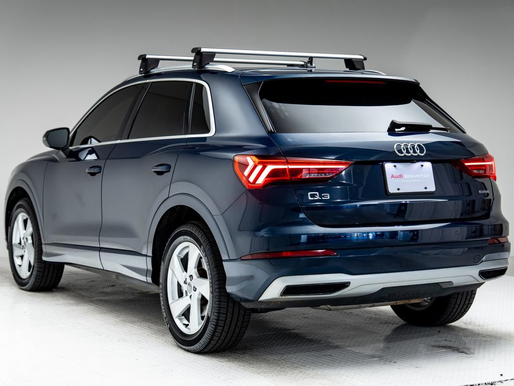 Used 2020 Audi Q3 2.0T Premium w/ Convenience Package image 3