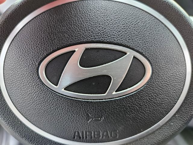 Used 2024 Hyundai Elantra SEL w/ Convenience Package FWD image 32