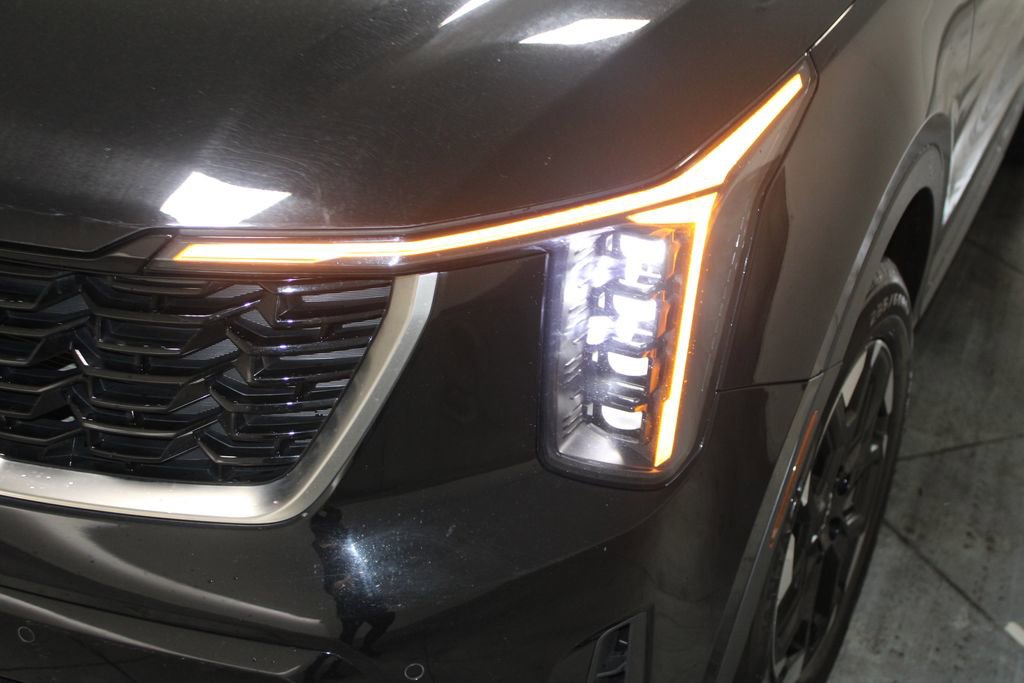 Used 2024 Kia Sorento S image 52