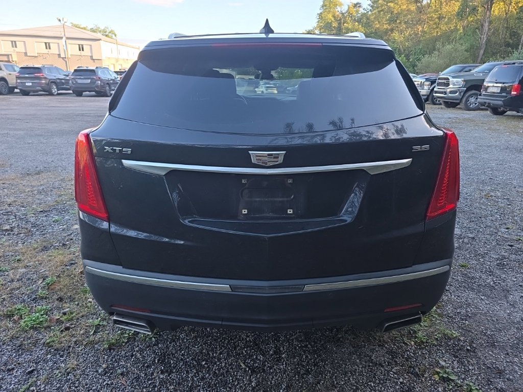 Used 2019 Cadillac XT5 Premium Luxury FWD image 7