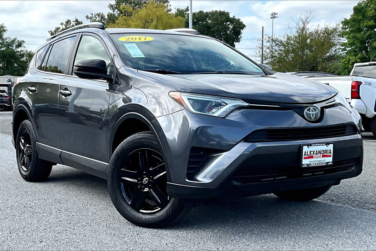 Used 2017 Toyota RAV4 LE w/ Carpet Mat Package AWD/4WD image 2