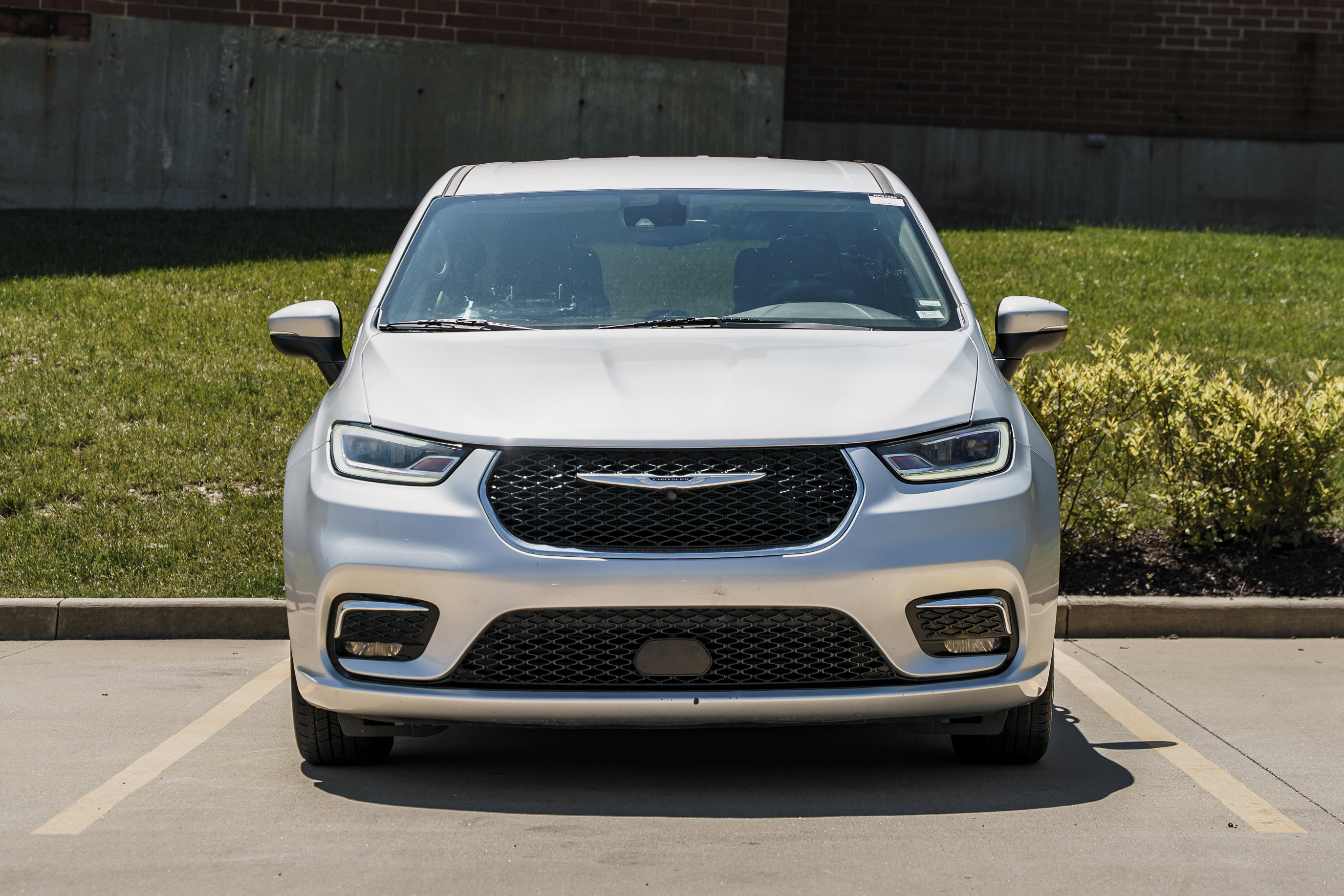 Used 2023 Chrysler Pacifica Touring-L FWD image 28