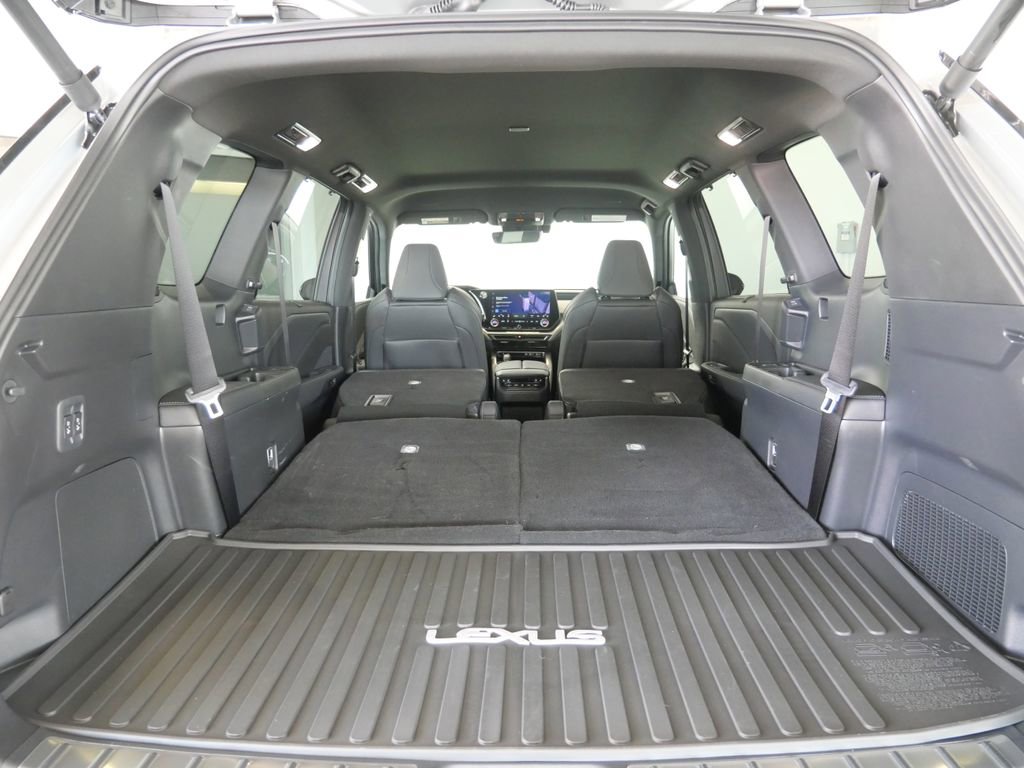 Certified 2025 Lexus TX 500h AWD w/ Technology Package image 33