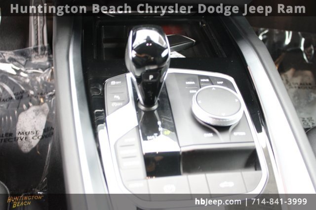 Used 2024 BMW Z4 M40i w/ Premium Package image 18