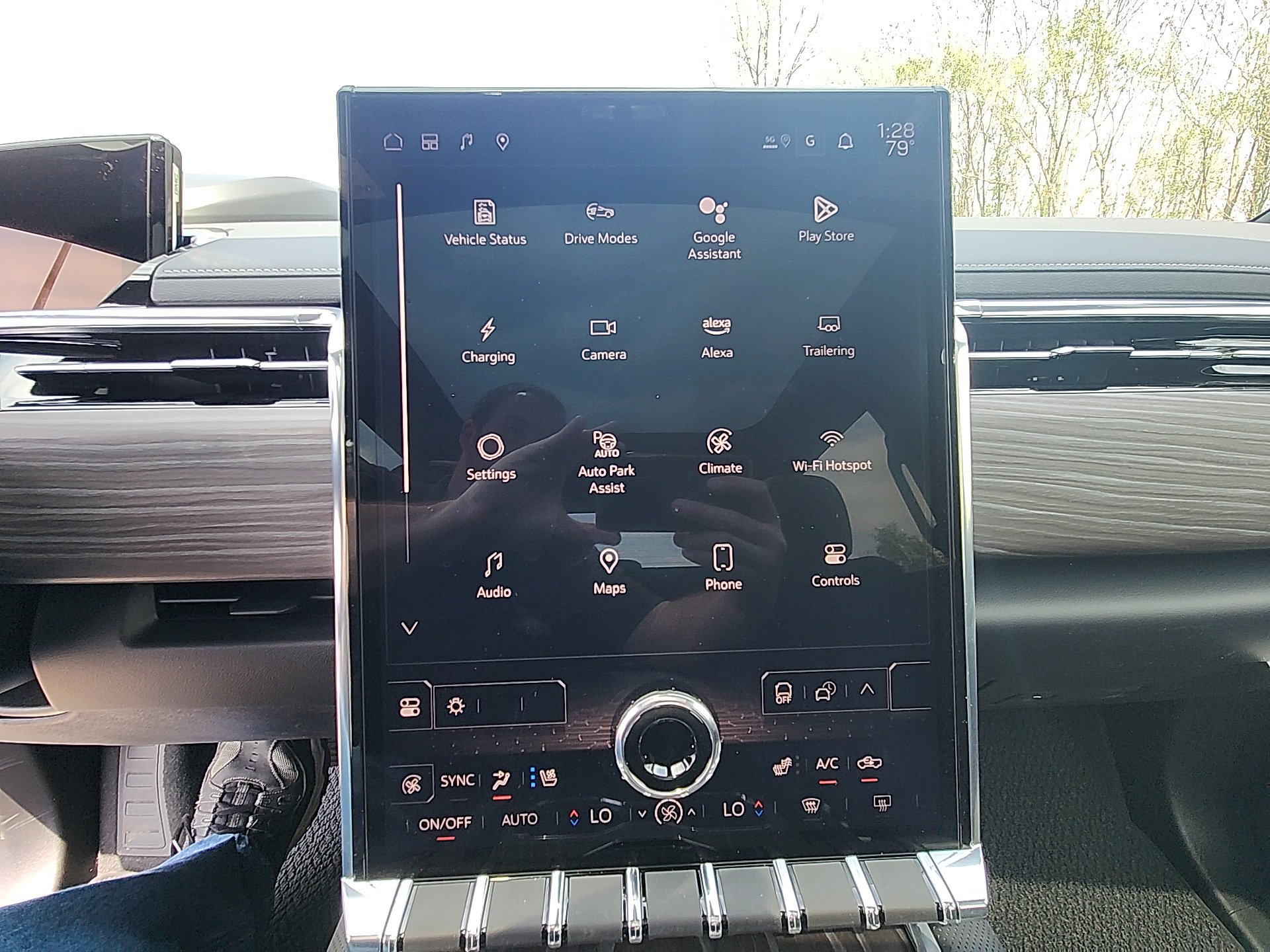 New 2025 GMC Sierra EV Denali image 24