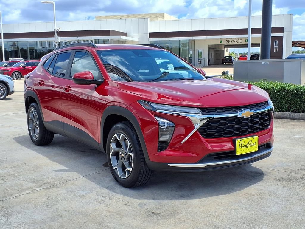 Used 2026 Chevrolet Trax LT w/ Driver Confidence Package FWD image 7