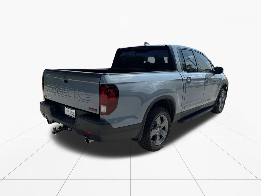 Used 2025 Honda Ridgeline TrailSport image 8