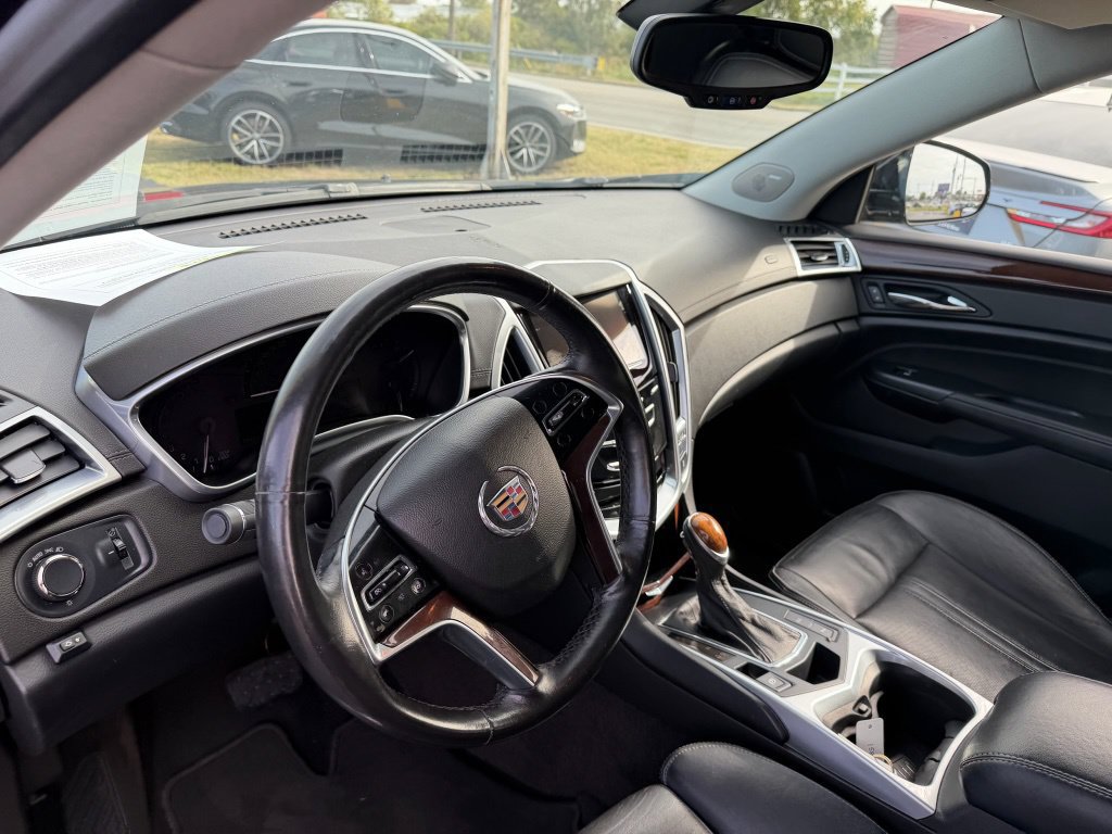 Used 2014 Cadillac SRX Luxury FWD image 11