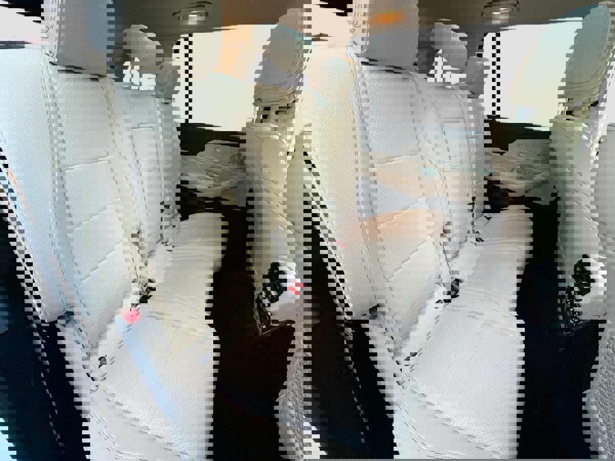 Used 2023 Mercedes-Benz GLS 450 4MATIC image 30