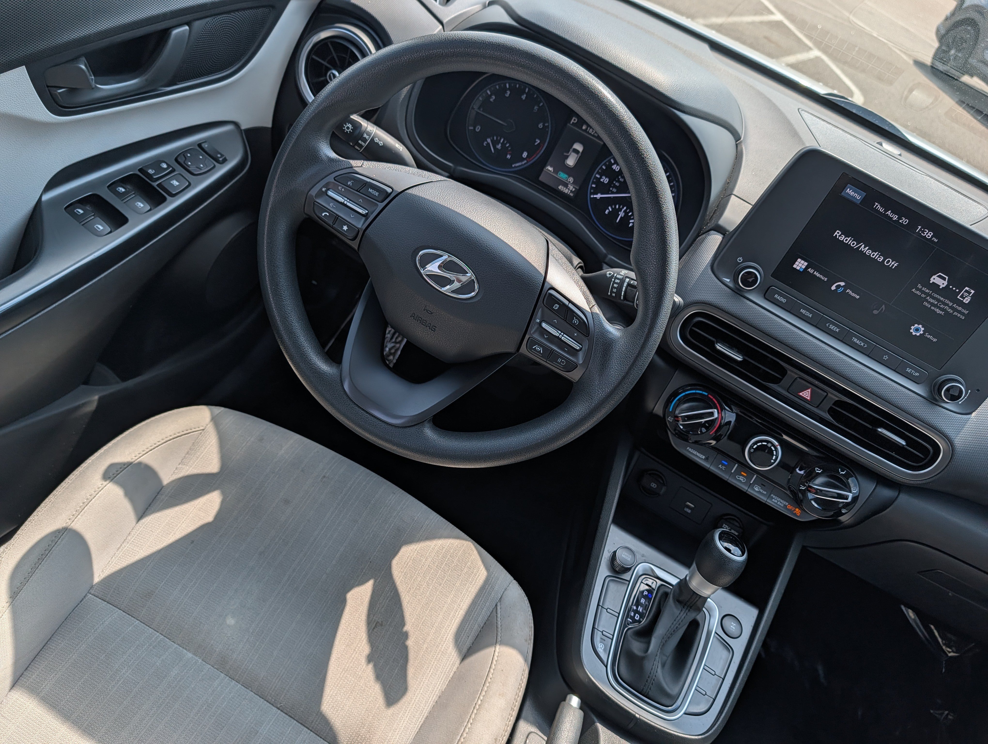 Used 2023 Hyundai Kona SEL w/ Cargo Package AWD/4WD image 9