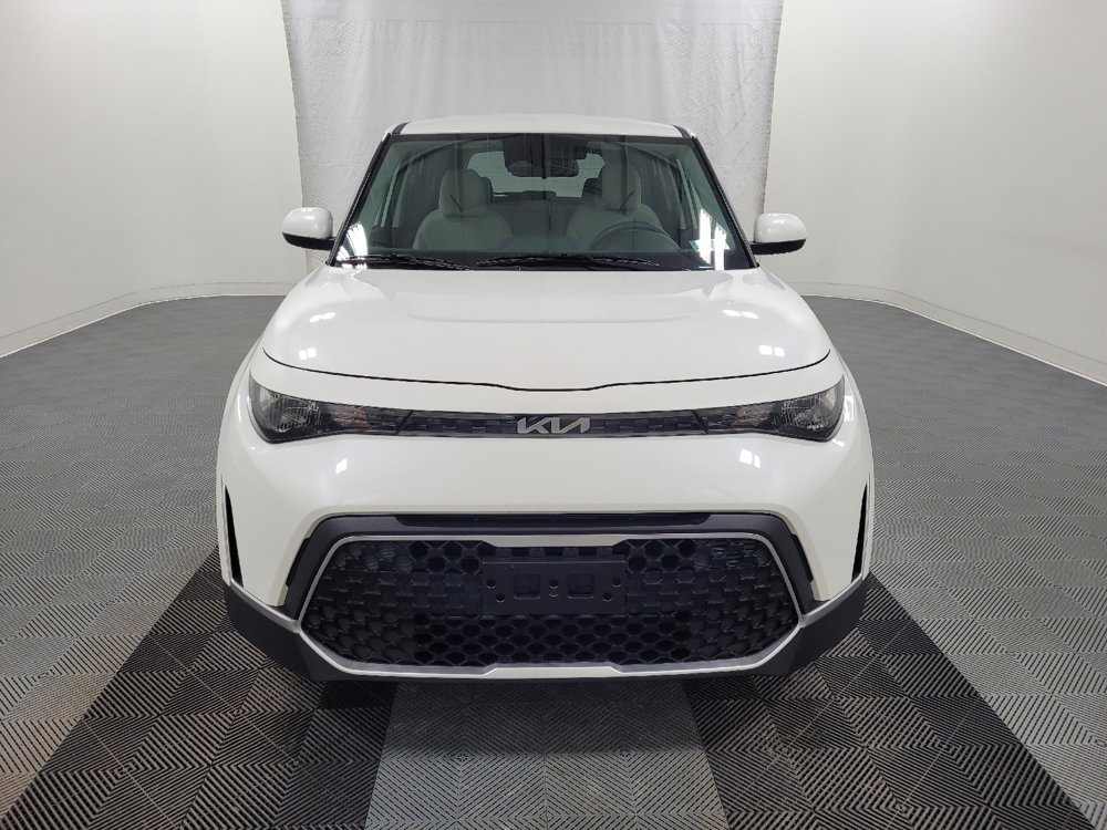 Used 2025 Kia Soul S FWD image 14