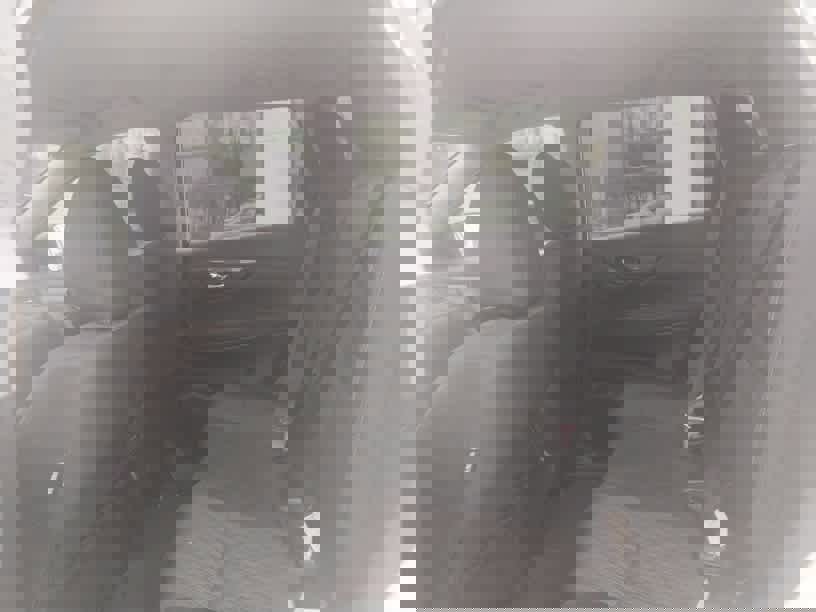 Used 2020 Nissan Rogue SV image 10