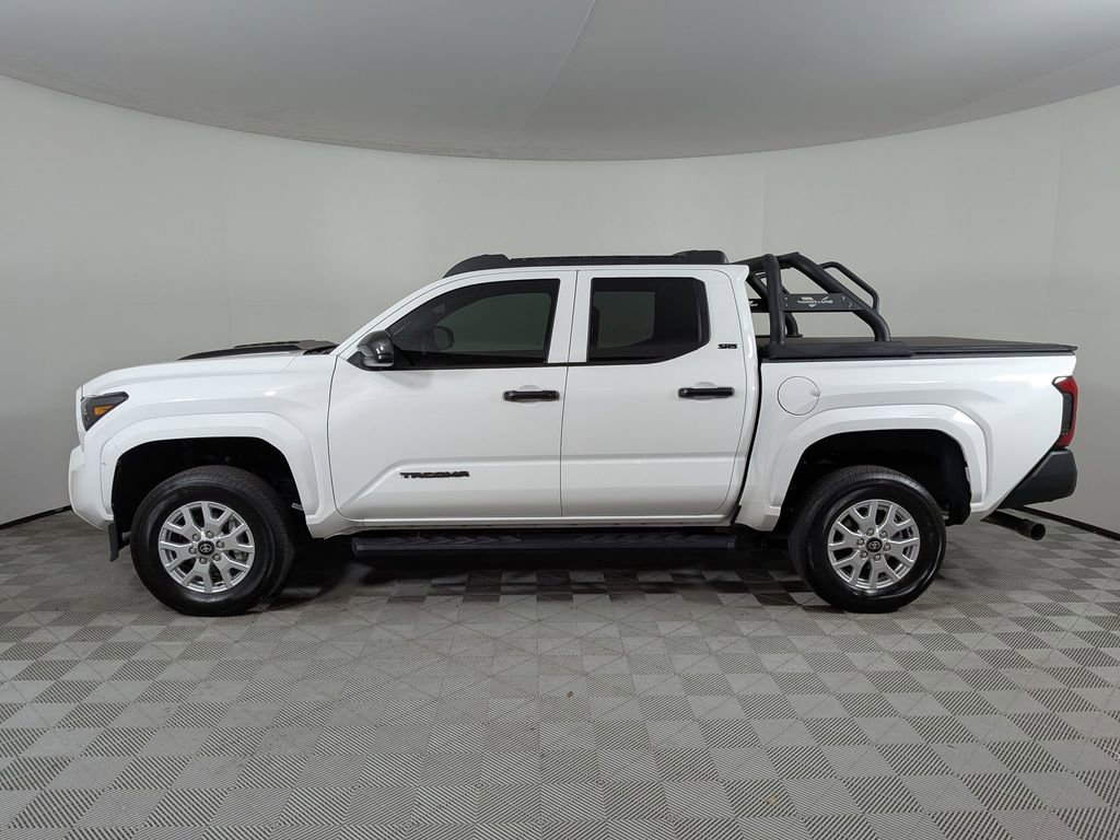 Used 2024 Toyota Tacoma SR AWD/4WD image 6