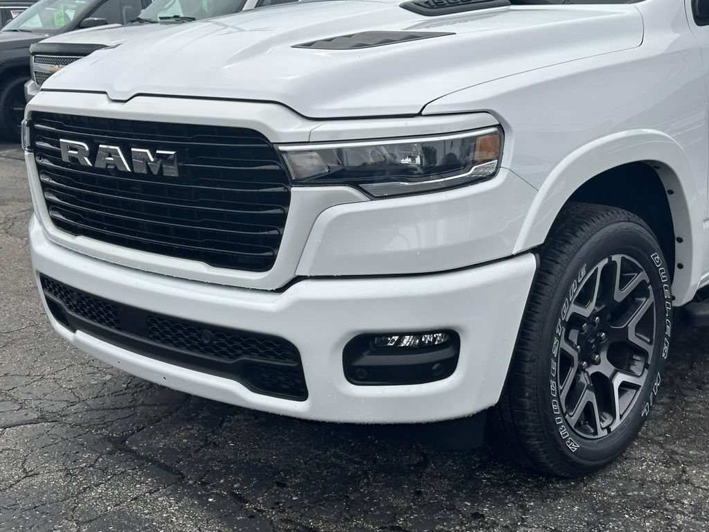 Used 2025 RAM 1500 Laramie w/ Sport Appearance Package AWD/4WD image 8