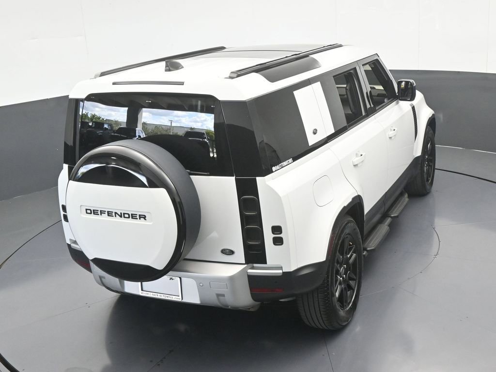 Used 2022 Land Rover Defender 110 S image 53