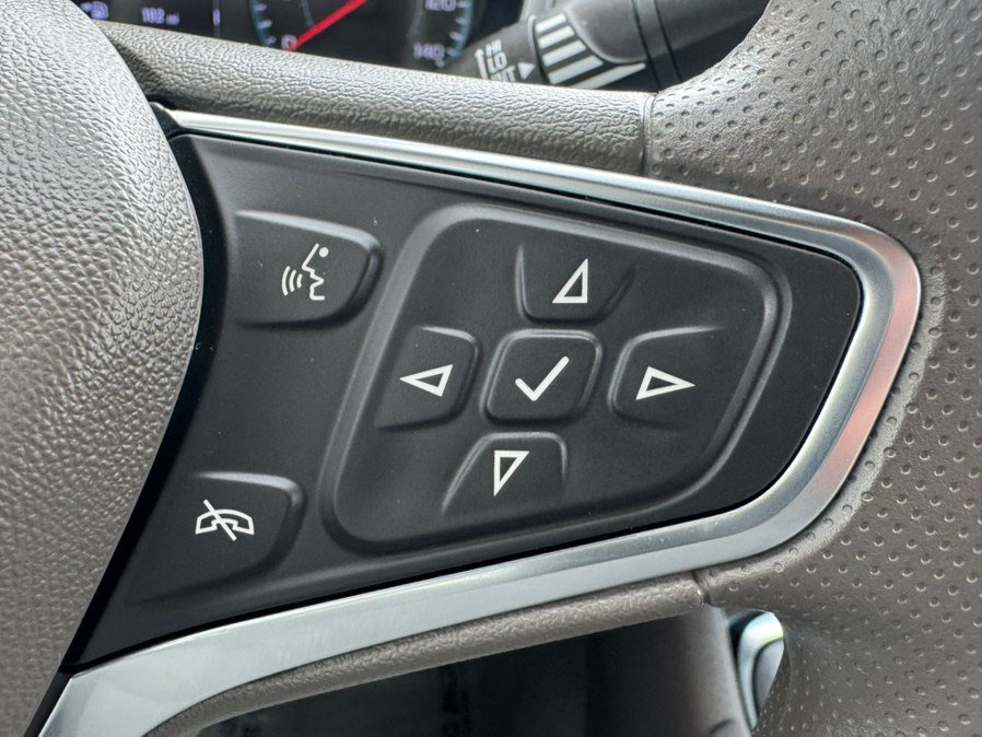 Used 2024 Chevrolet Malibu LT FWD image 16