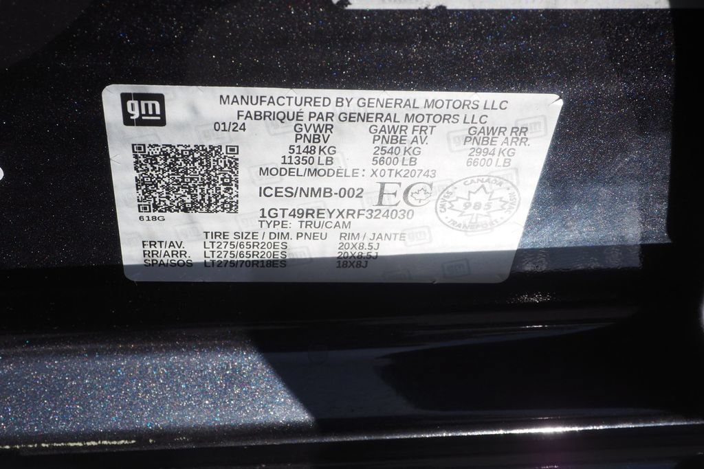 Used 2024 GMC Sierra 2500 Denali w/ Denali Reserve Package AWD/4WD image 30