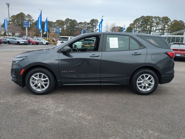 Used 2022 Chevrolet Equinox LS image 6
