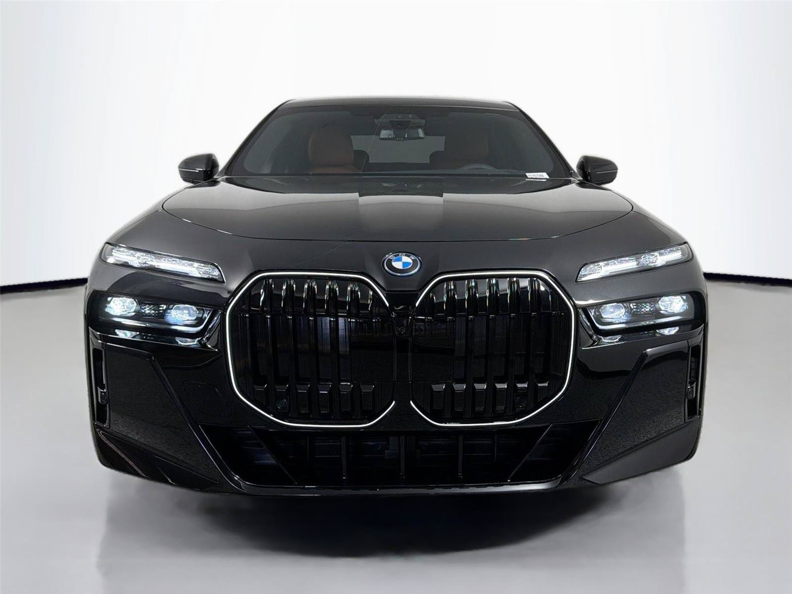 New 2026 BMW i7 xDrive60 w/ Executive Package AWD/4WD image 2