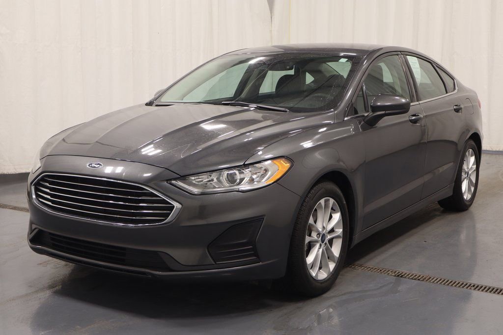 Used 2019 Ford Fusion SE image 6