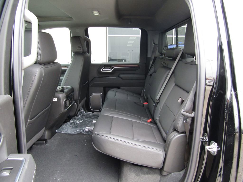 New 2026 GMC Sierra 3500 Denali w/ Denali Reserve Package AWD/4WD image 40
