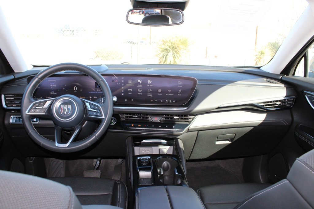 Used 2025 Buick Envision Preferred image 23