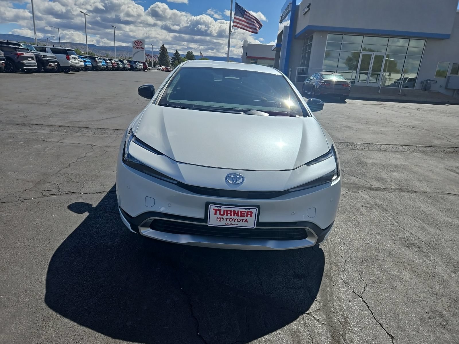 New 2025 Toyota Prius Plug-In Hybrid FWD image 9