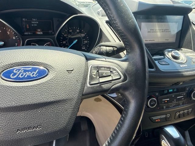 Used 2019 Ford Escape Titanium FWD image 17