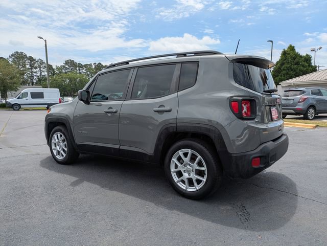 Used 2019 Jeep Renegade Latitude FWD image 7