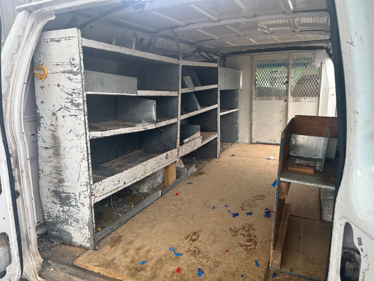 Used 2007 Ford E-250 and Econoline 250 Extended image 6