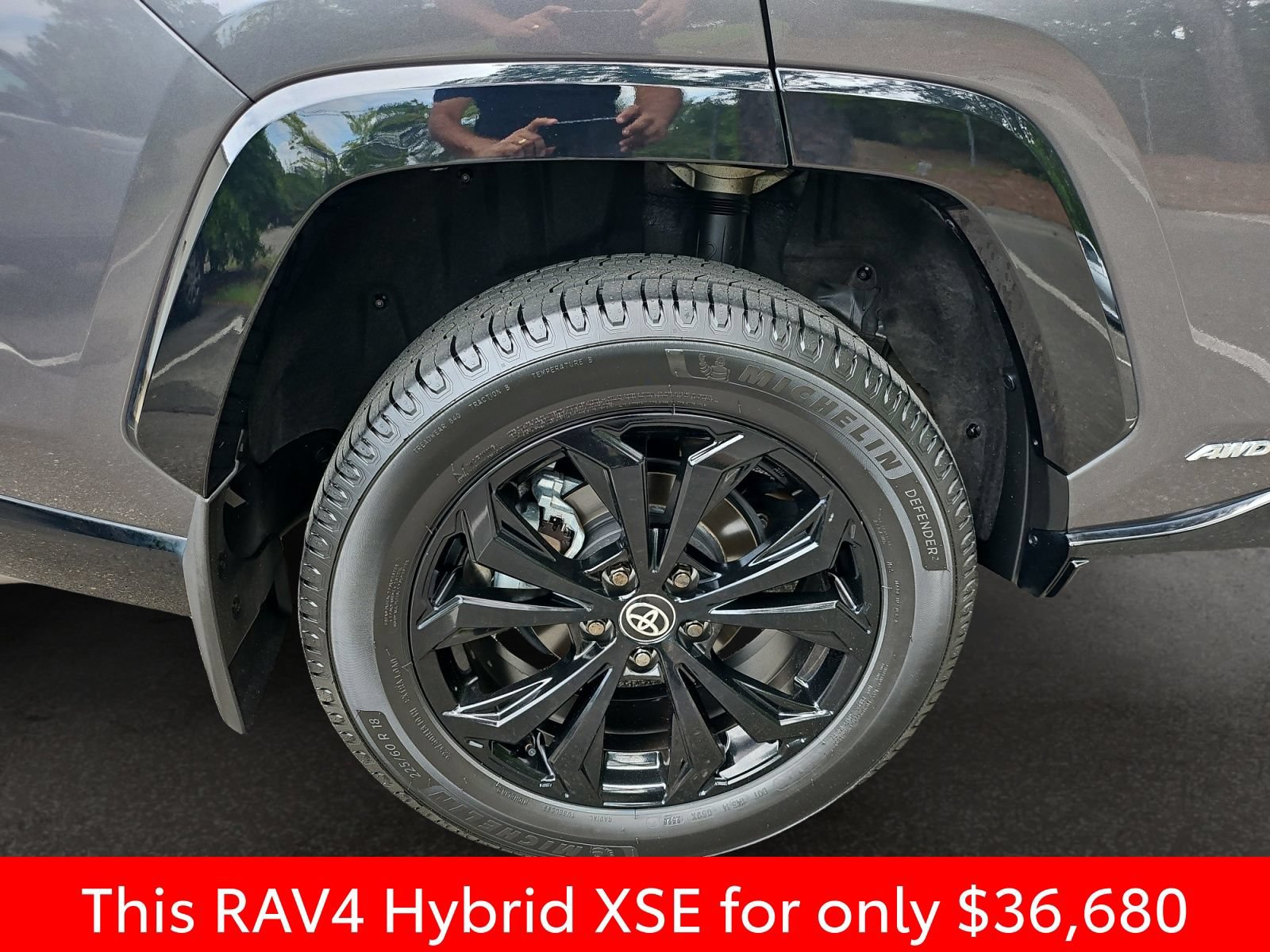 Used 2024 Toyota RAV4 XSE AWD/4WD image 43