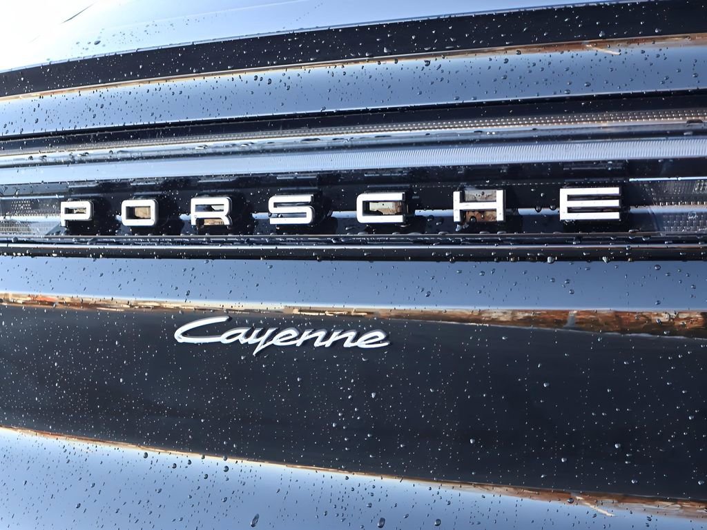 New 2026 Porsche Cayenne E-Hybrid Coupe AWD/4WD image 8