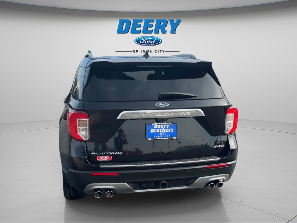 Used 2023 Ford Explorer Platinum w/ Technology Package AWD/4WD image 4