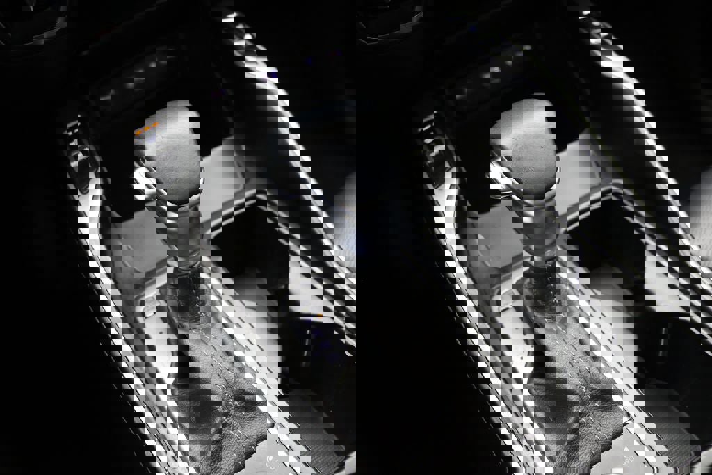 Used 2023 Kia Sorento S image 26