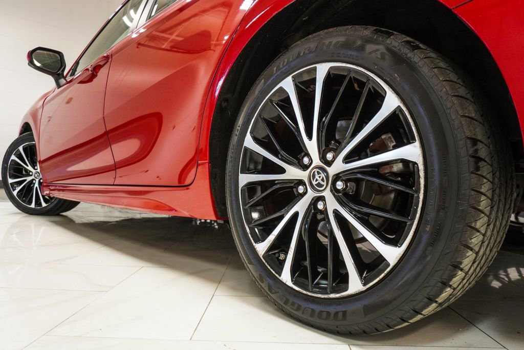 Used 2019 Toyota Camry SE image 33