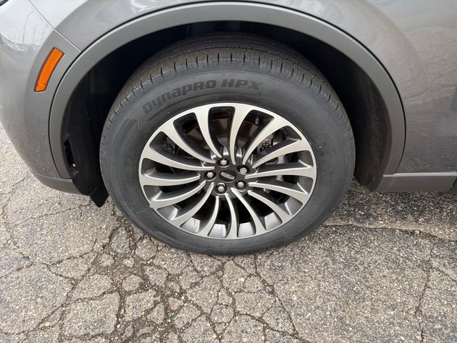 Certified 2024 Lincoln Aviator Reserve w/ Elements Package Plus AWD/4WD image 32